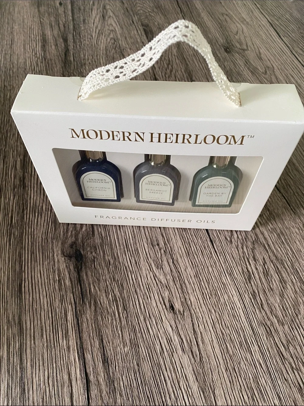 Modern Heirloom Fragrance Diffuser Oils 3 Bottle Set Sand & Fog NWT